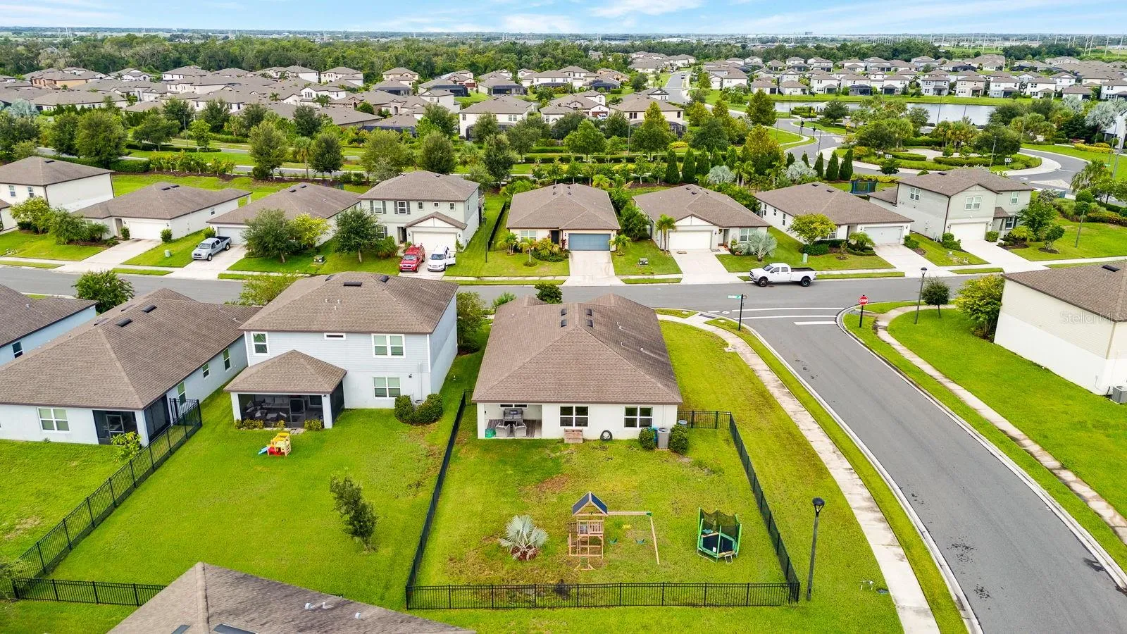 Birds eye view of corner lot