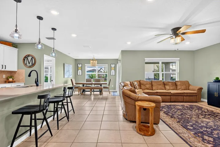 Large open concept living/dining and kitchen