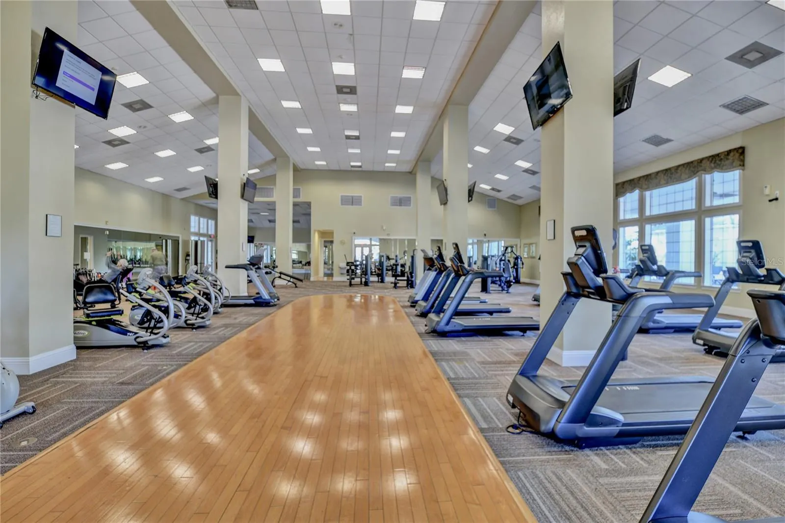 Palm Grove fitness center Amenities