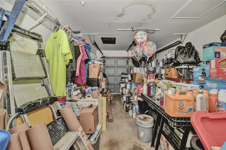 1-car garage