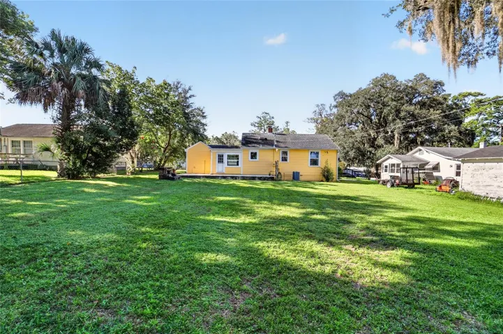 Good size back yard