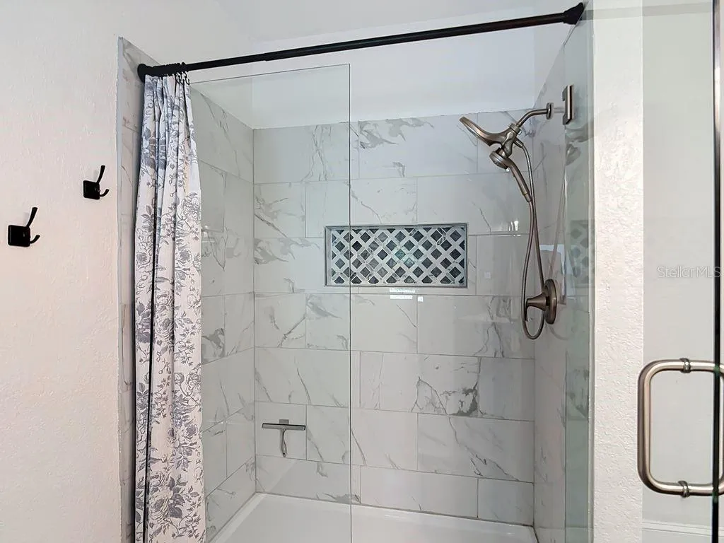 Main Floor Full Bathroom