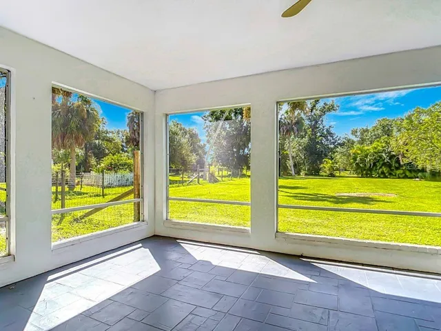 Screened in Lanai / Florida Room