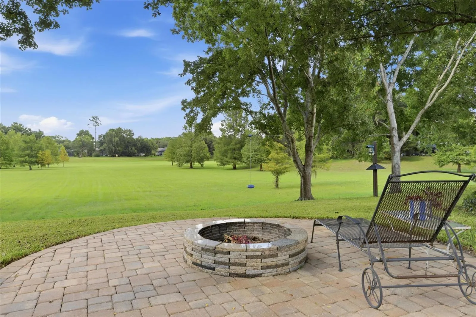 Spend your days at Asterbrooke