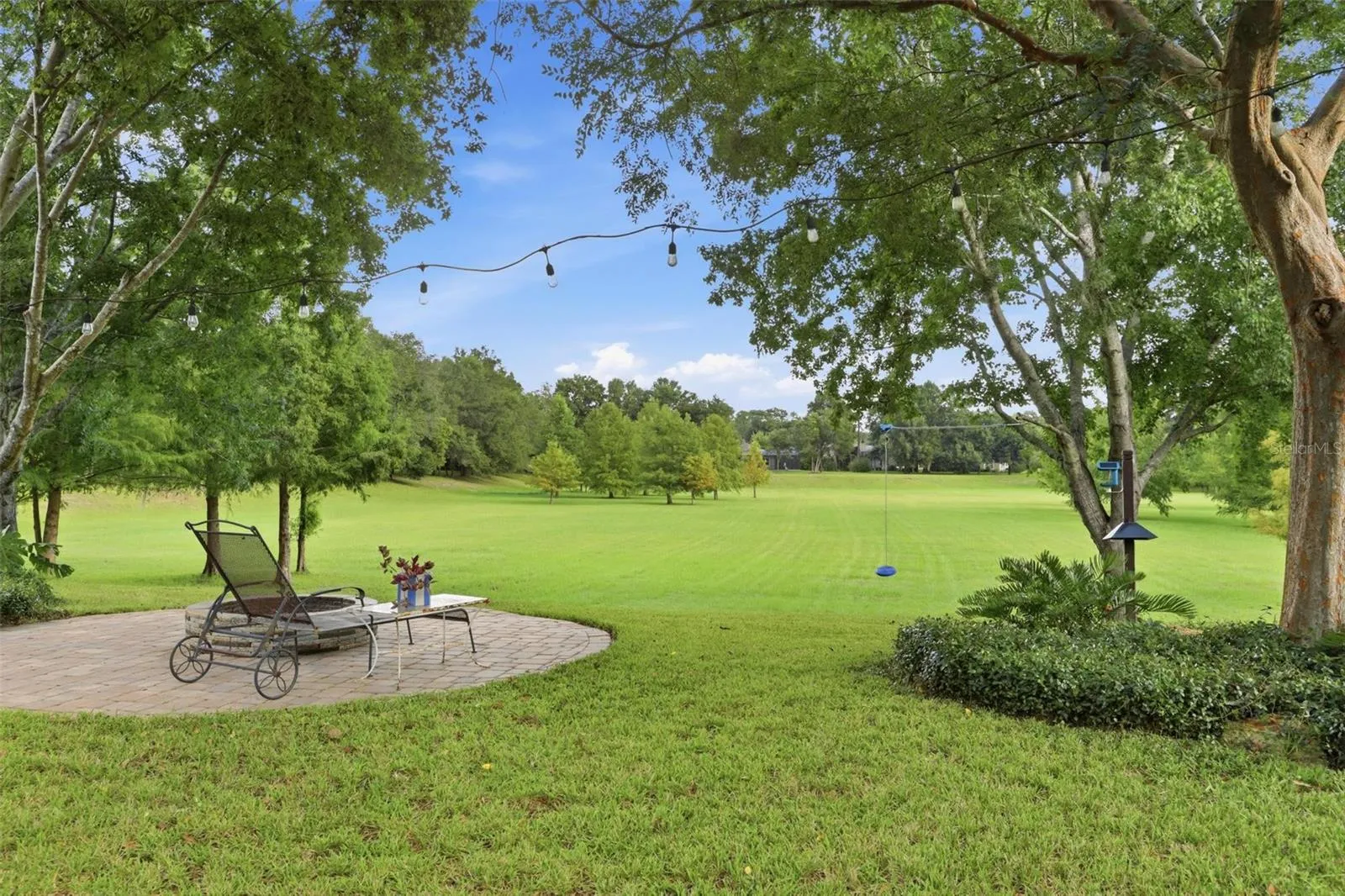 Backs up to large, dry retention pond