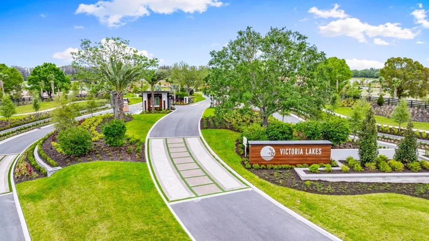 Victoria Lakes Community
