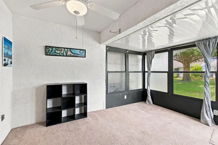 Florida Rm FLEX Space