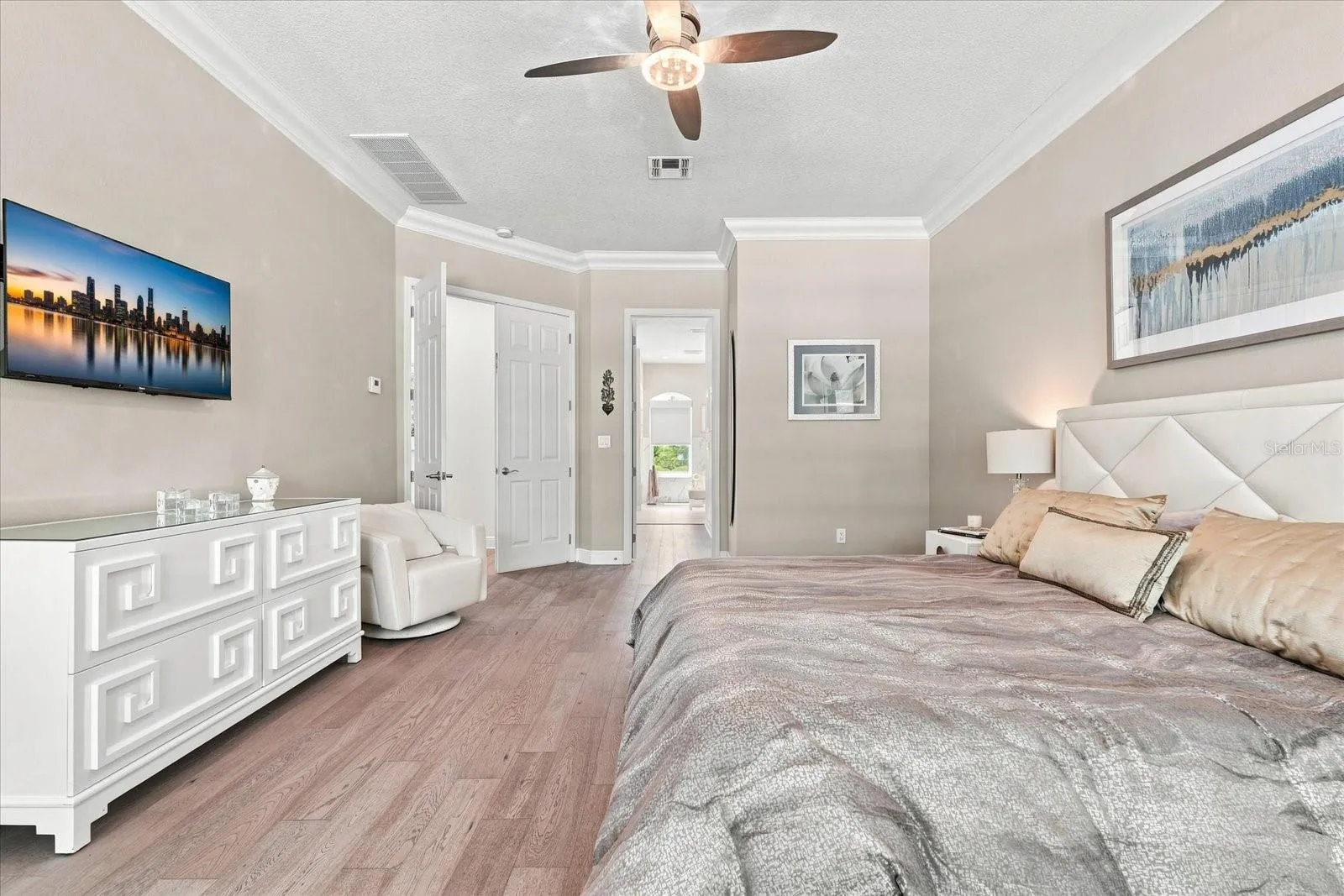 Primary Suite