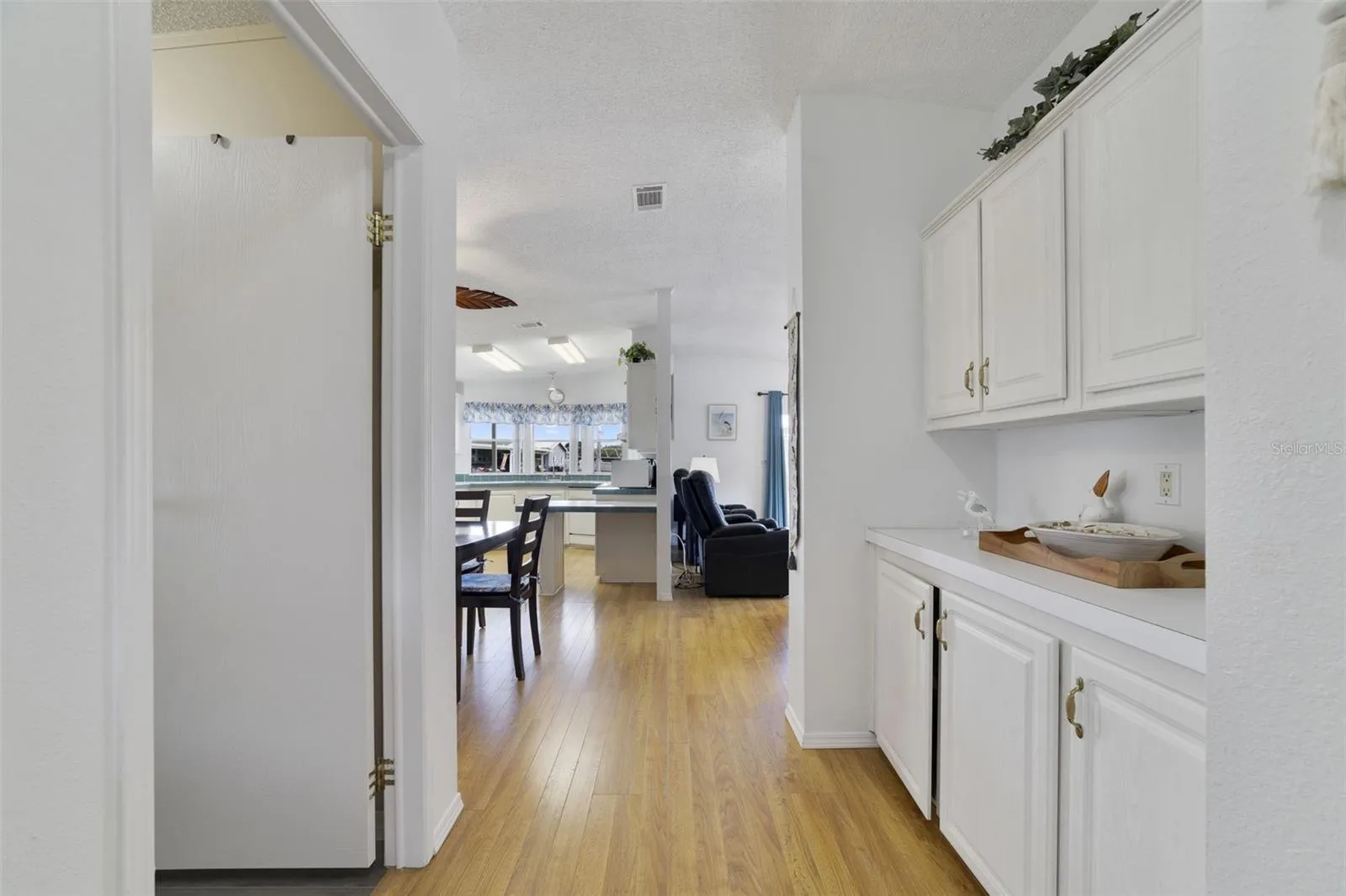 A dedicated space in the Dining area would be perfect for a COCKTAIL OR COFFEE BAR.