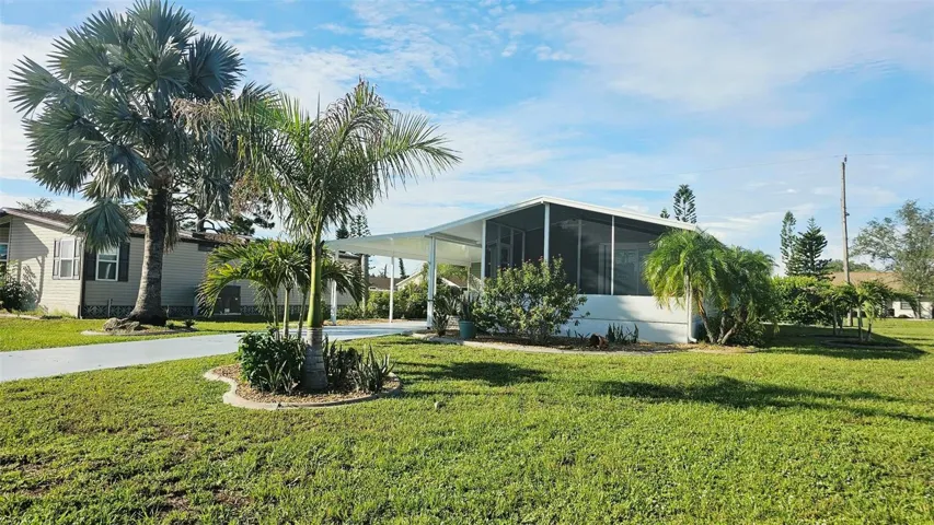 9122 Kestral Cir