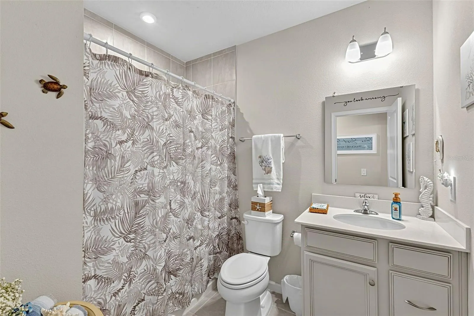 secondary bathroom