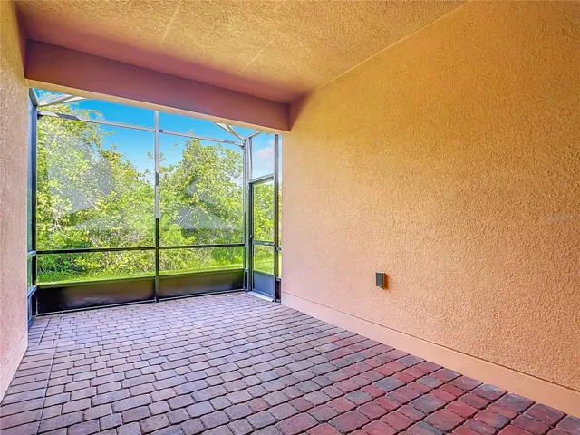 Screened-In Lanai and an Amazing View