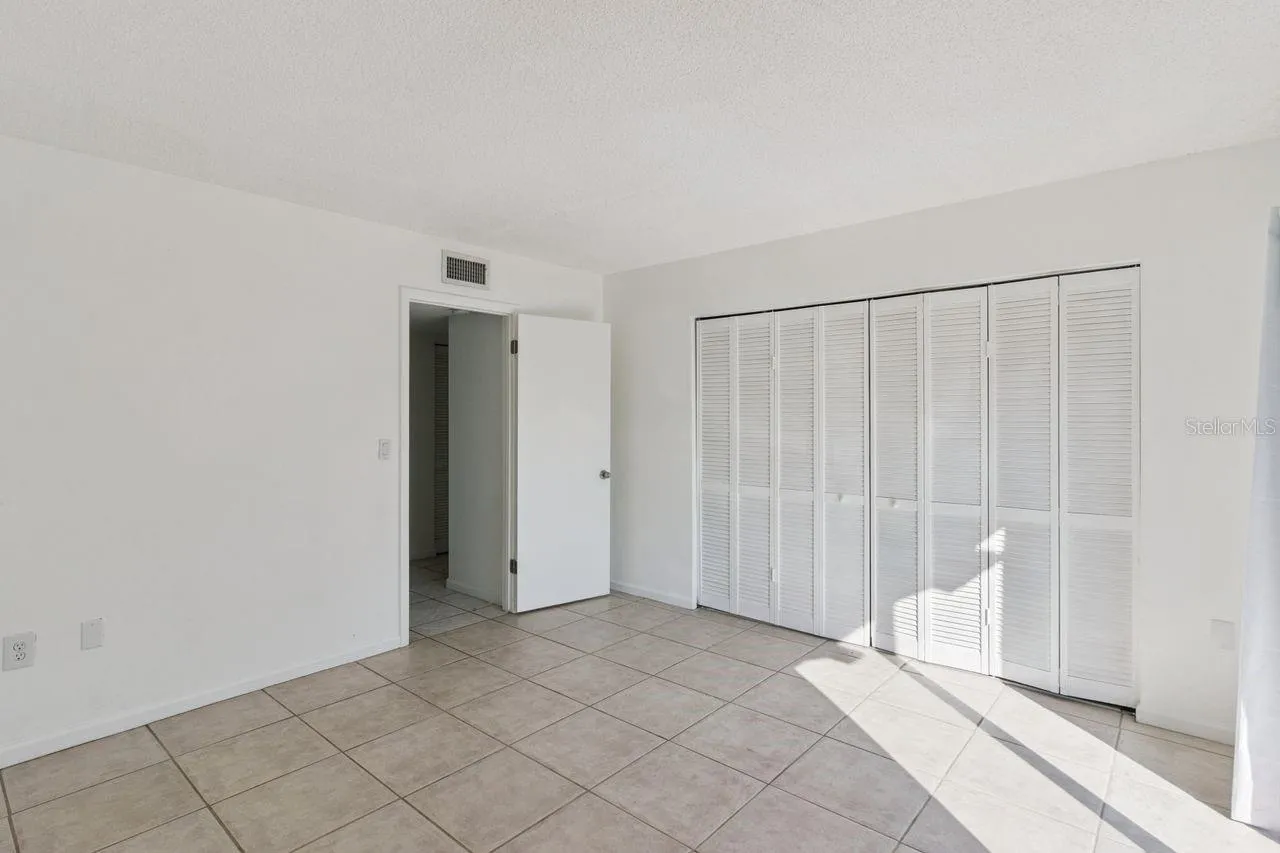 2nd Bedroom