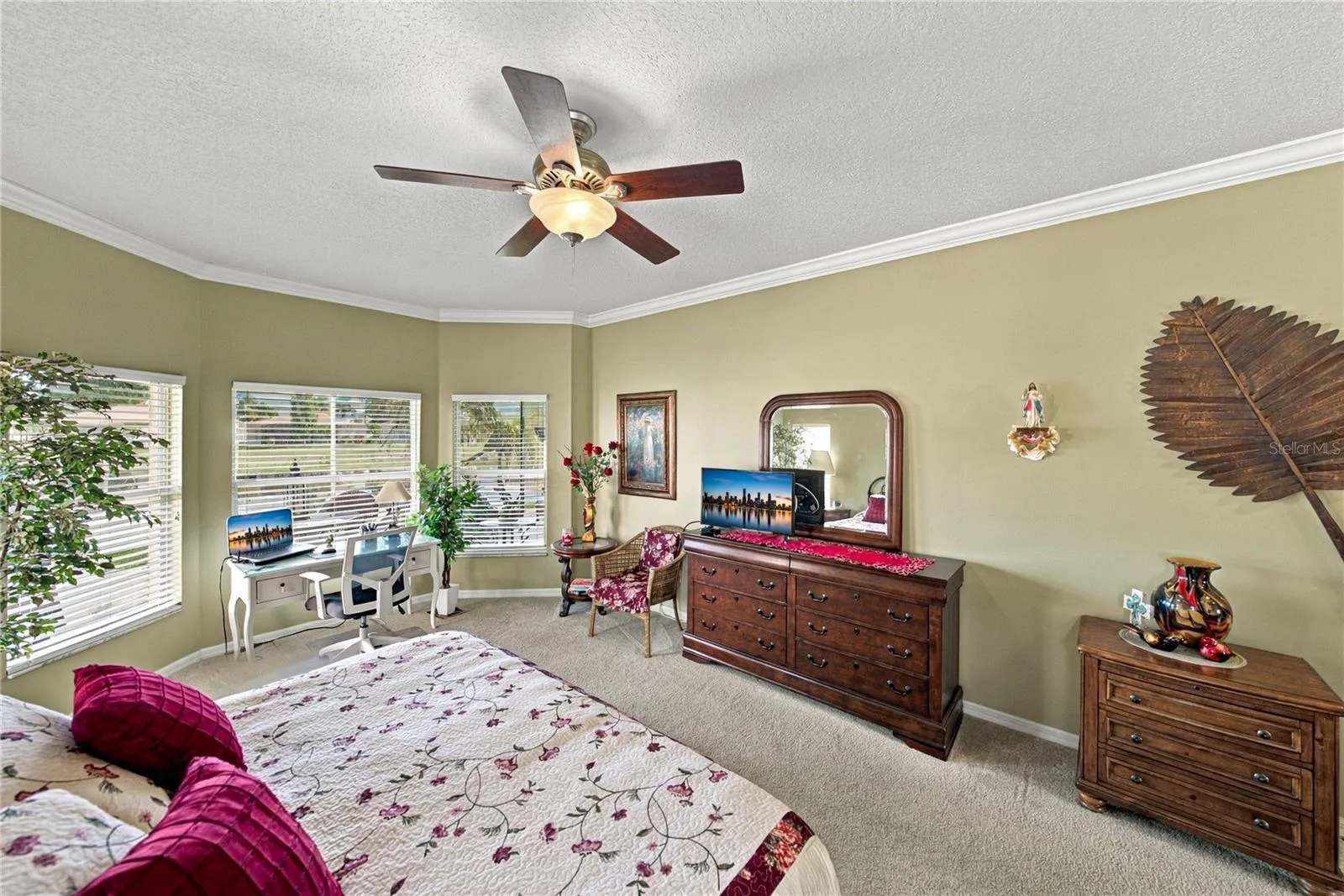 The size of the primary bedroom can easily accommodate your bedroom furnishings.