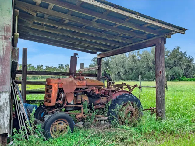 Pole barn storage , Tractor does not convey