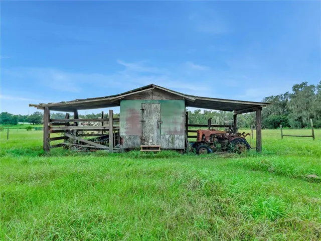 Tack shed with pole barn storage, Personal items do NOT convey.