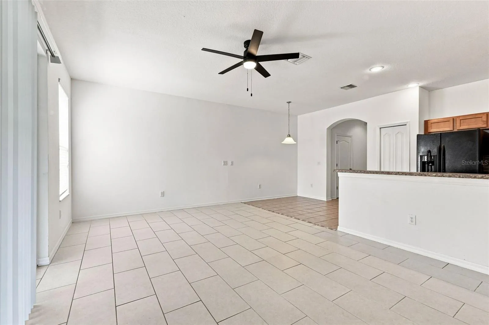 Living Room/Kitchen