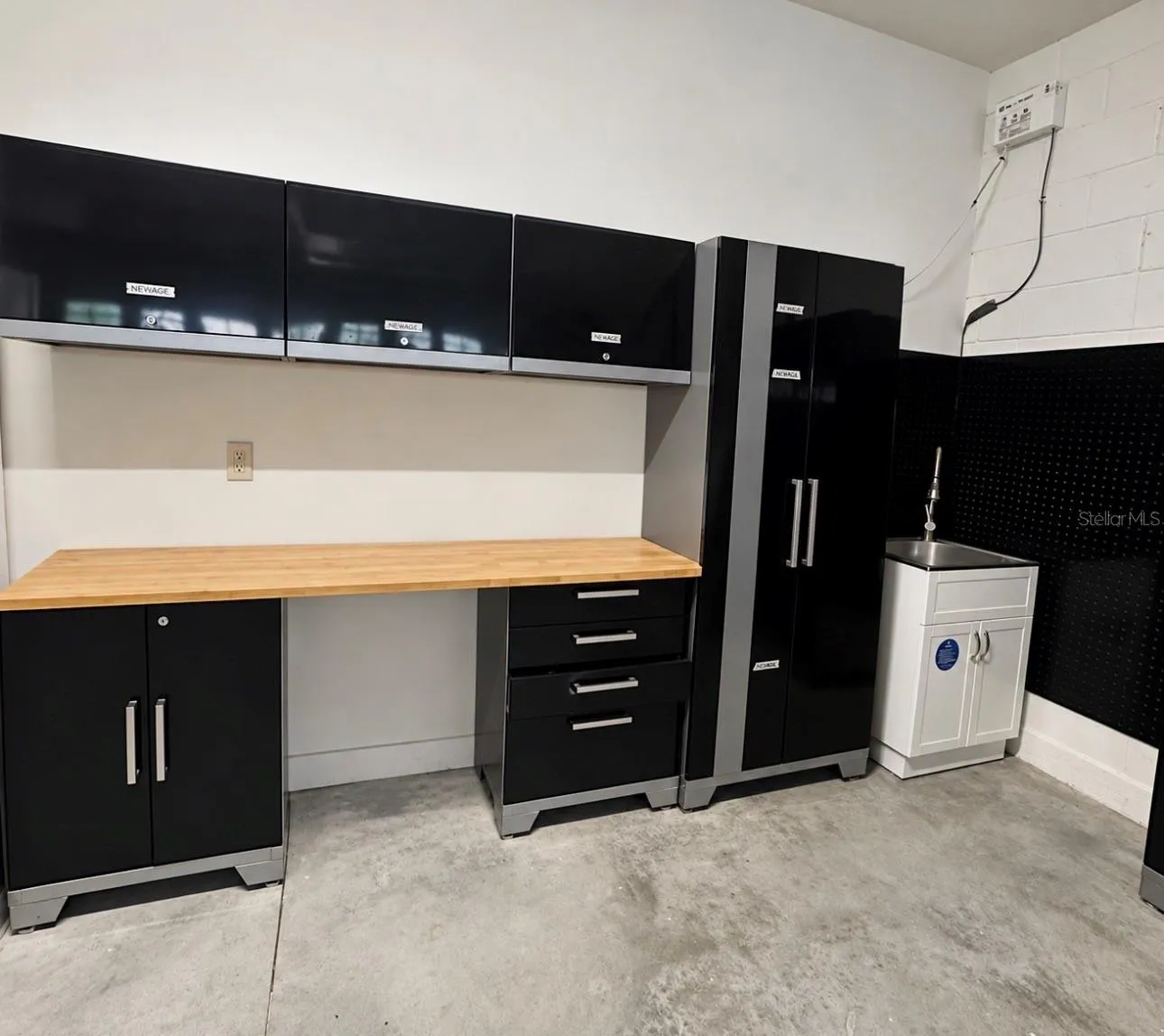 Garage Built-in Cabinets