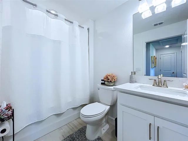 2nd Bathroom