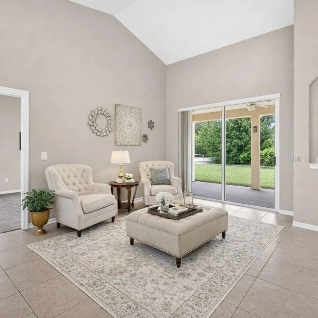 FORMAL SITTING ROOM