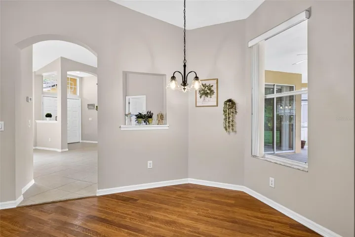 BREAKFAST NOOK