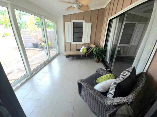 Glass enclosed lanai