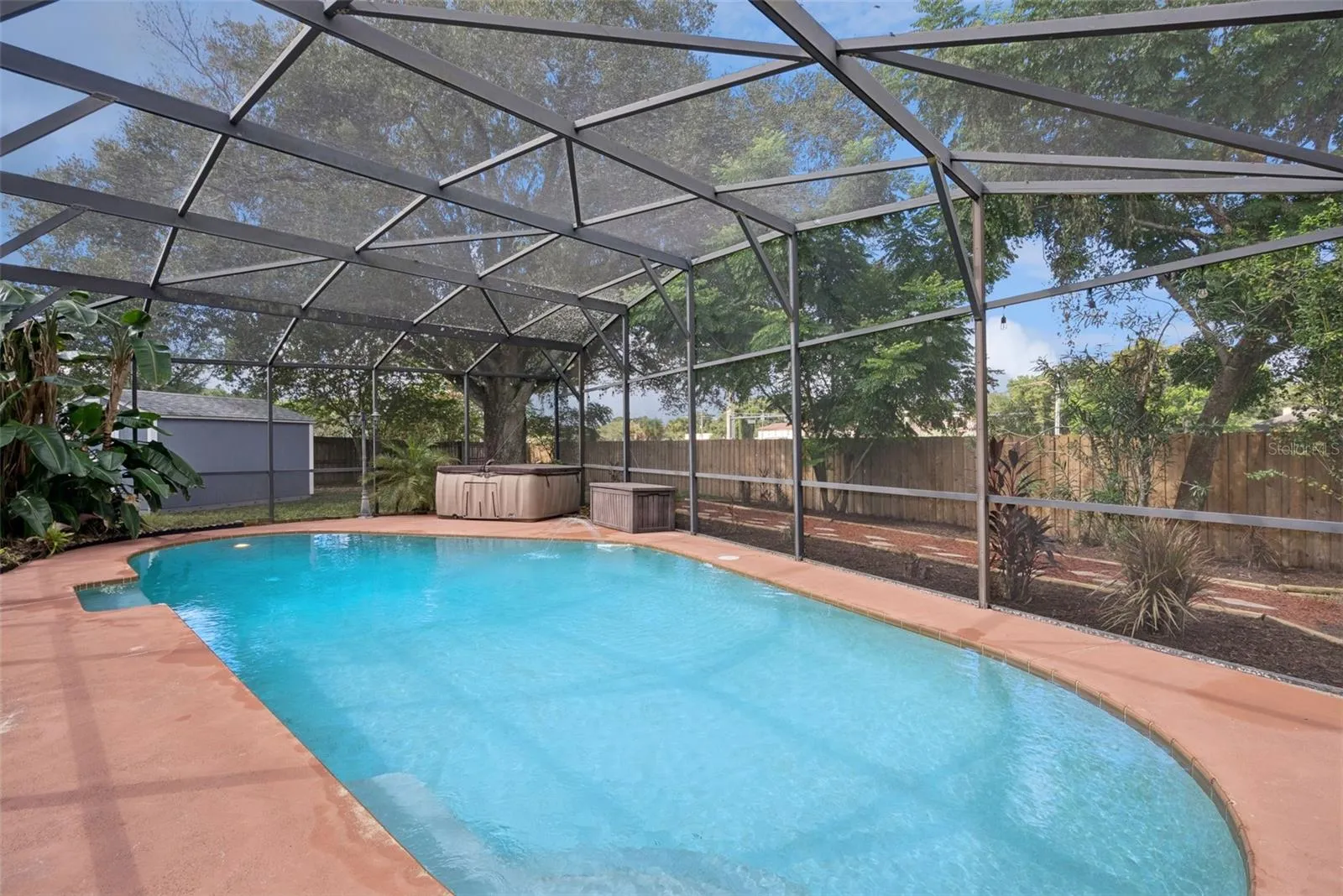 Private Pool &amp; Hot Tub