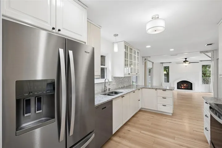 New Whirlpool Stainless Steel Appliances
