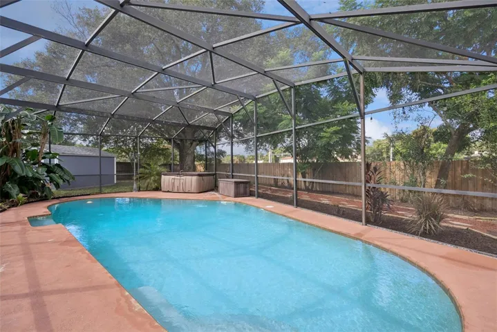 Private Pool &amp; Hot Tub