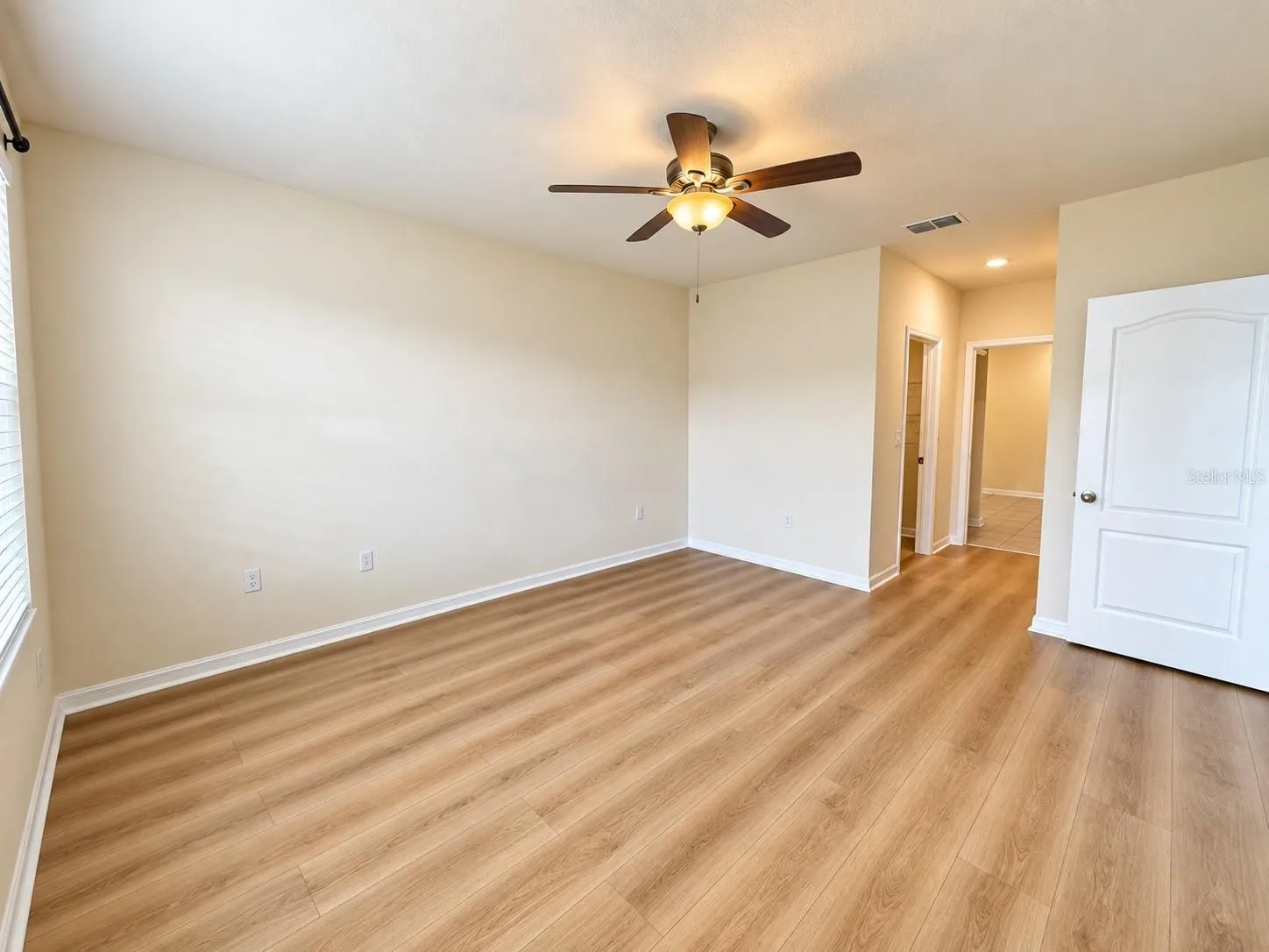 Large and Bright Master Suite
