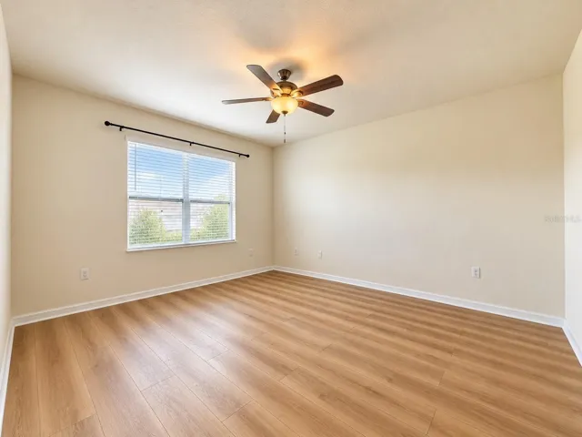 Large and Bright Master Suite
