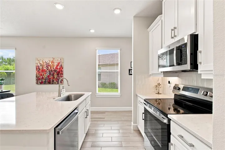 STAINLESS STEEL APPLIANCES