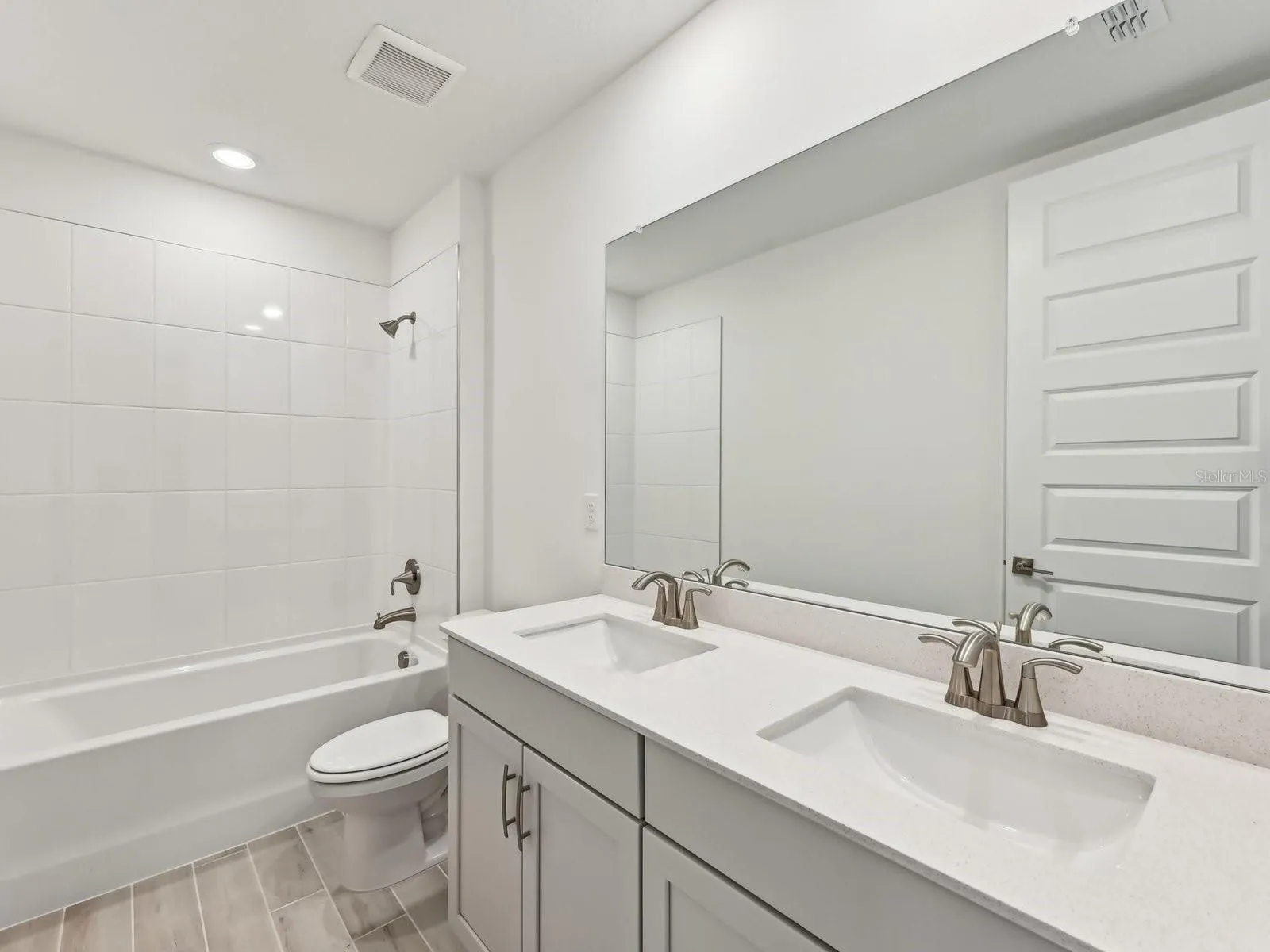 Photo is not of the actual home, but is an inspirational photo of builder’s model home and may depict options, furnishings, and/or decorator features that are not included