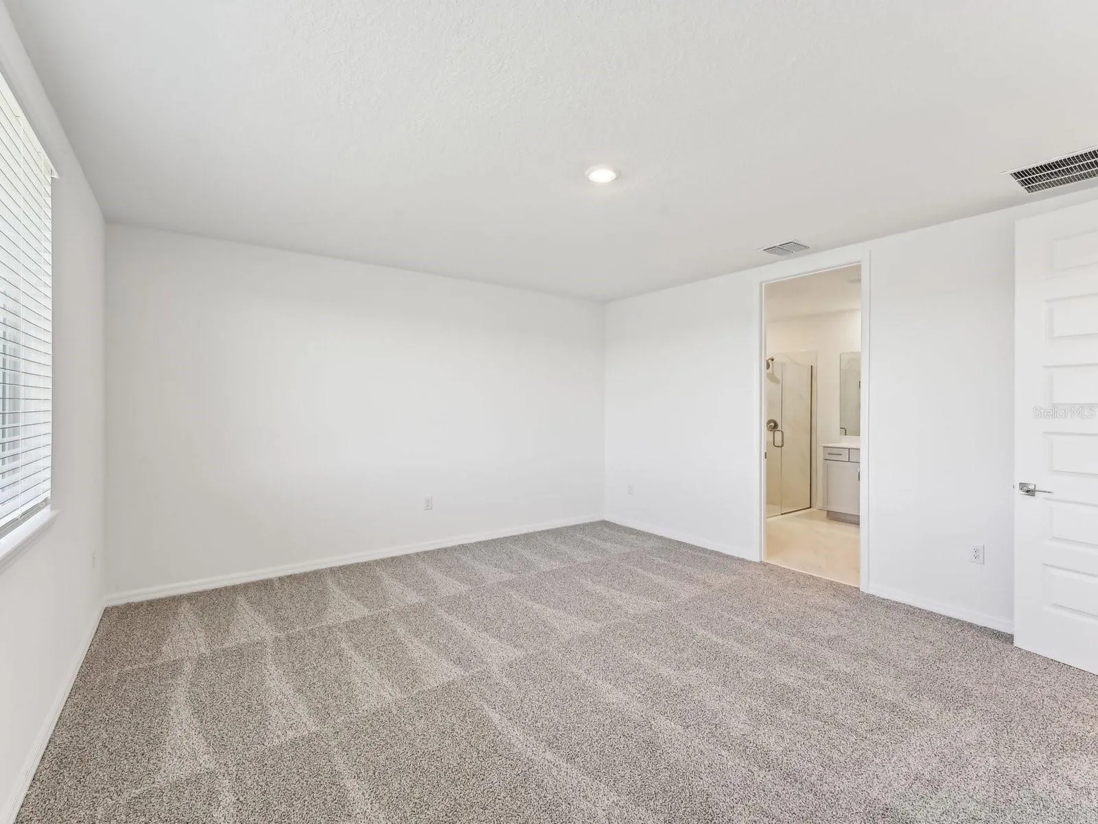 Photo is not of the actual home, but is an inspirational photo of builder’s model home and may depict options, furnishings, and/or decorator features that are not included