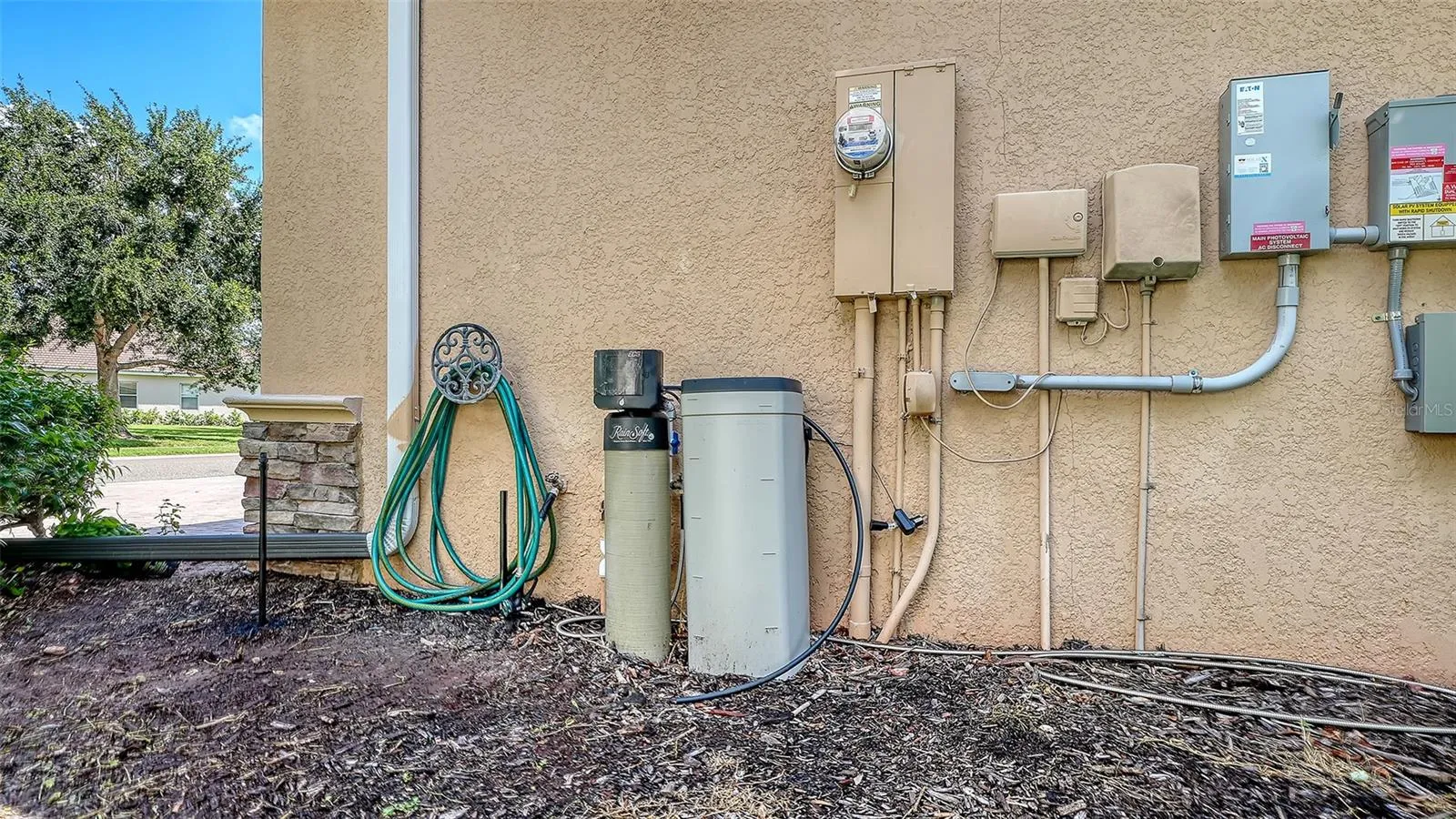 Whole house water softener system