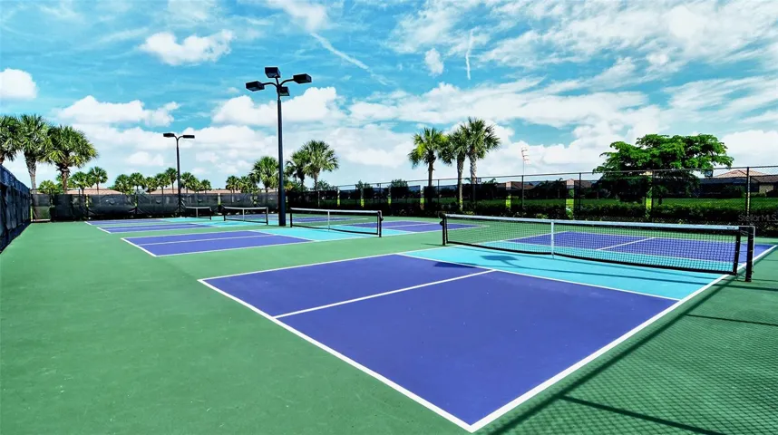 8 Pickleball Courts