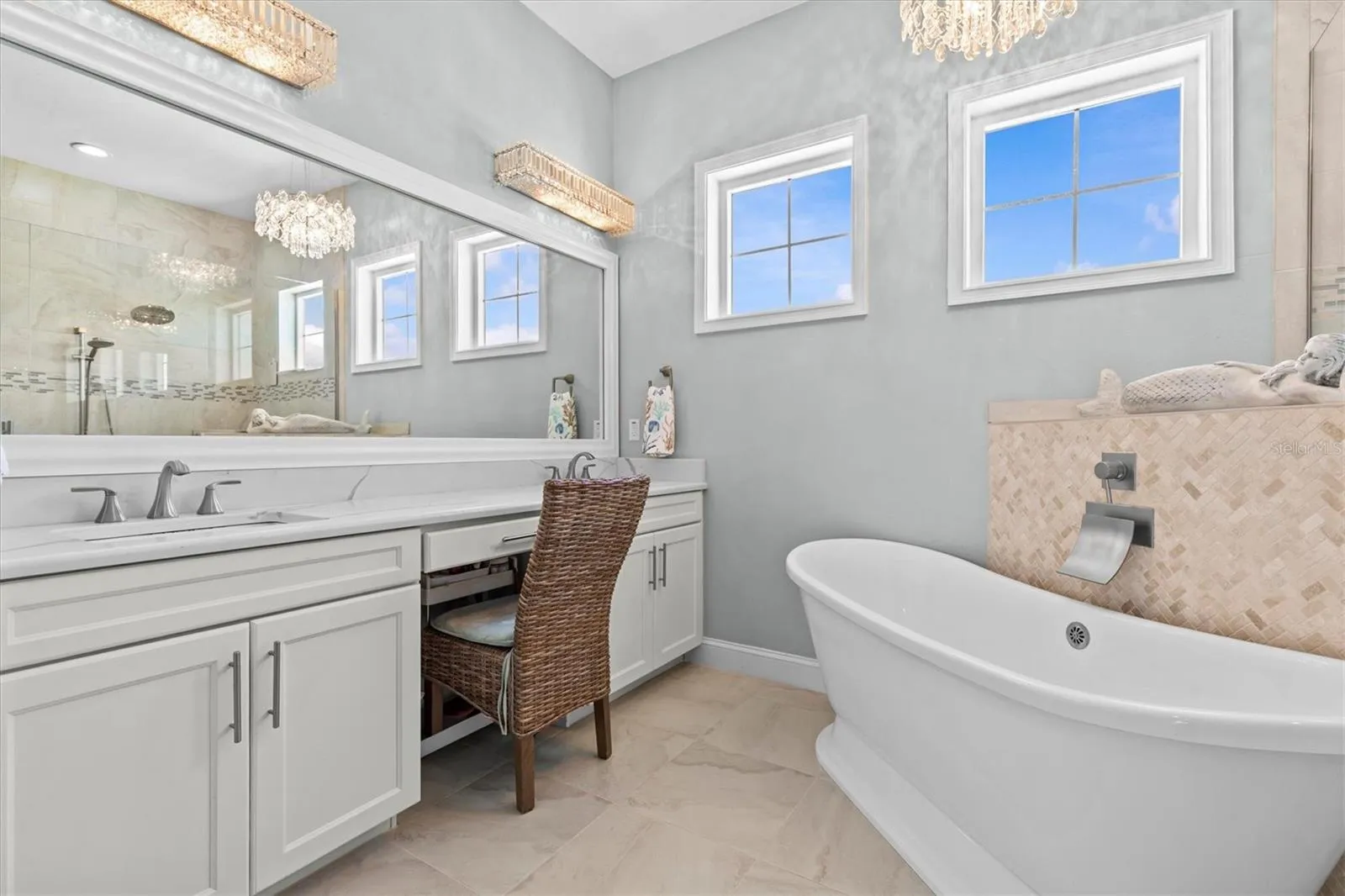 Dual sinks and vanity