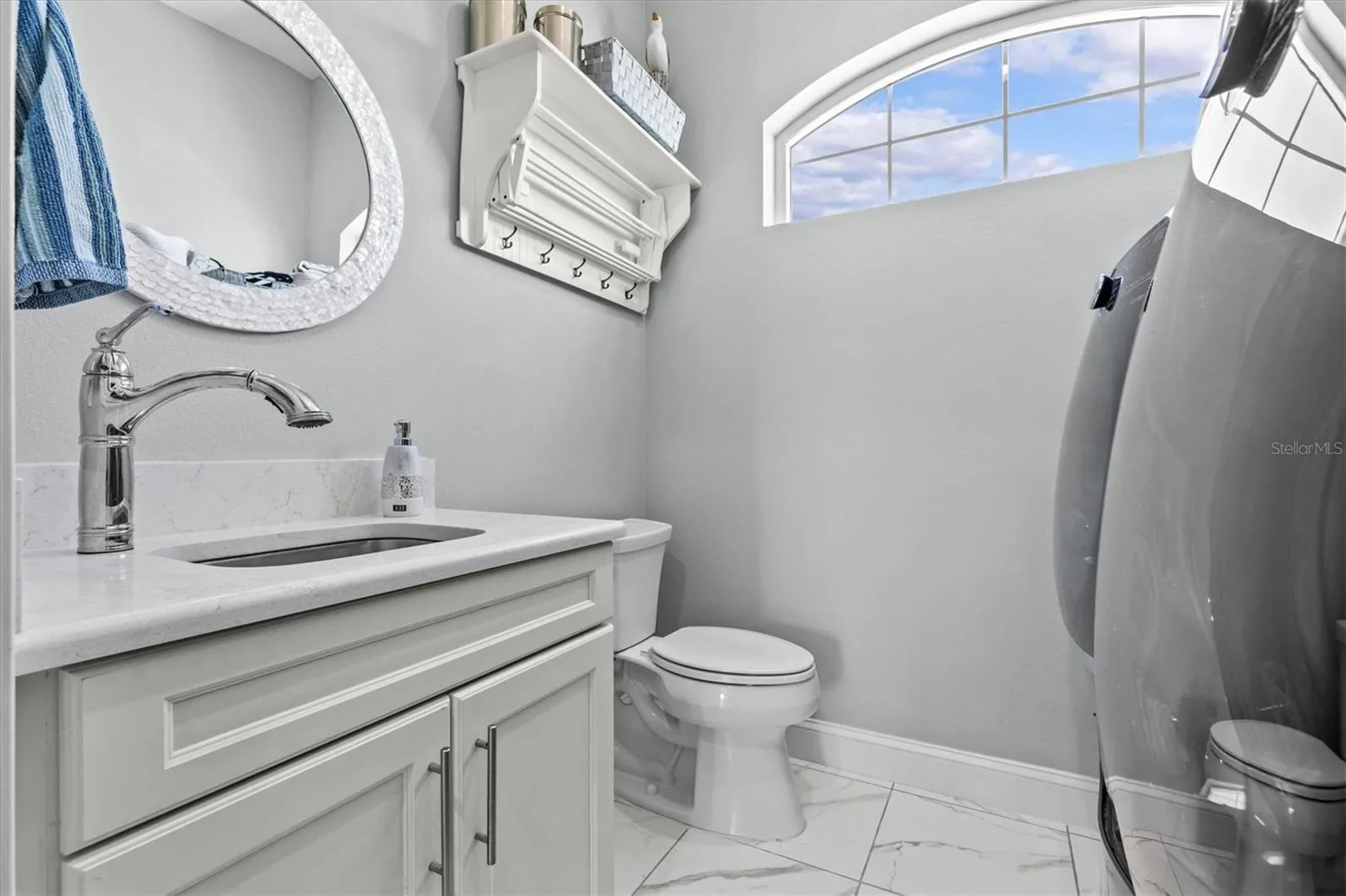Half Bath/Laundry Room