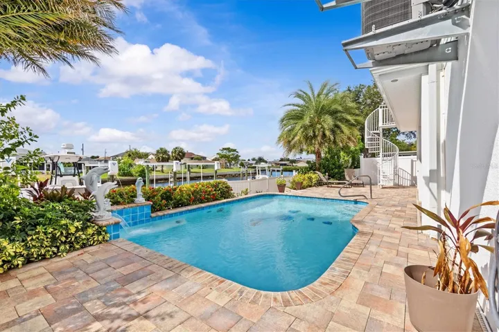 Cooled and Heated Pool