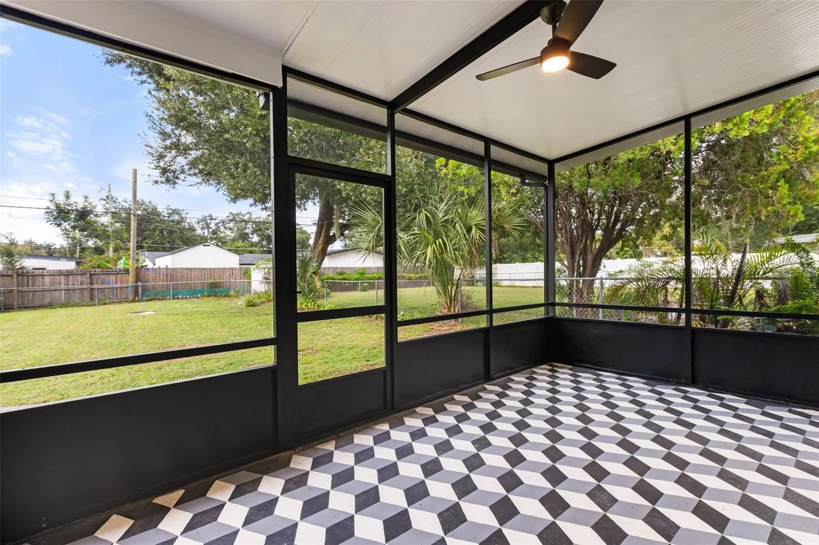 Screened in Patio