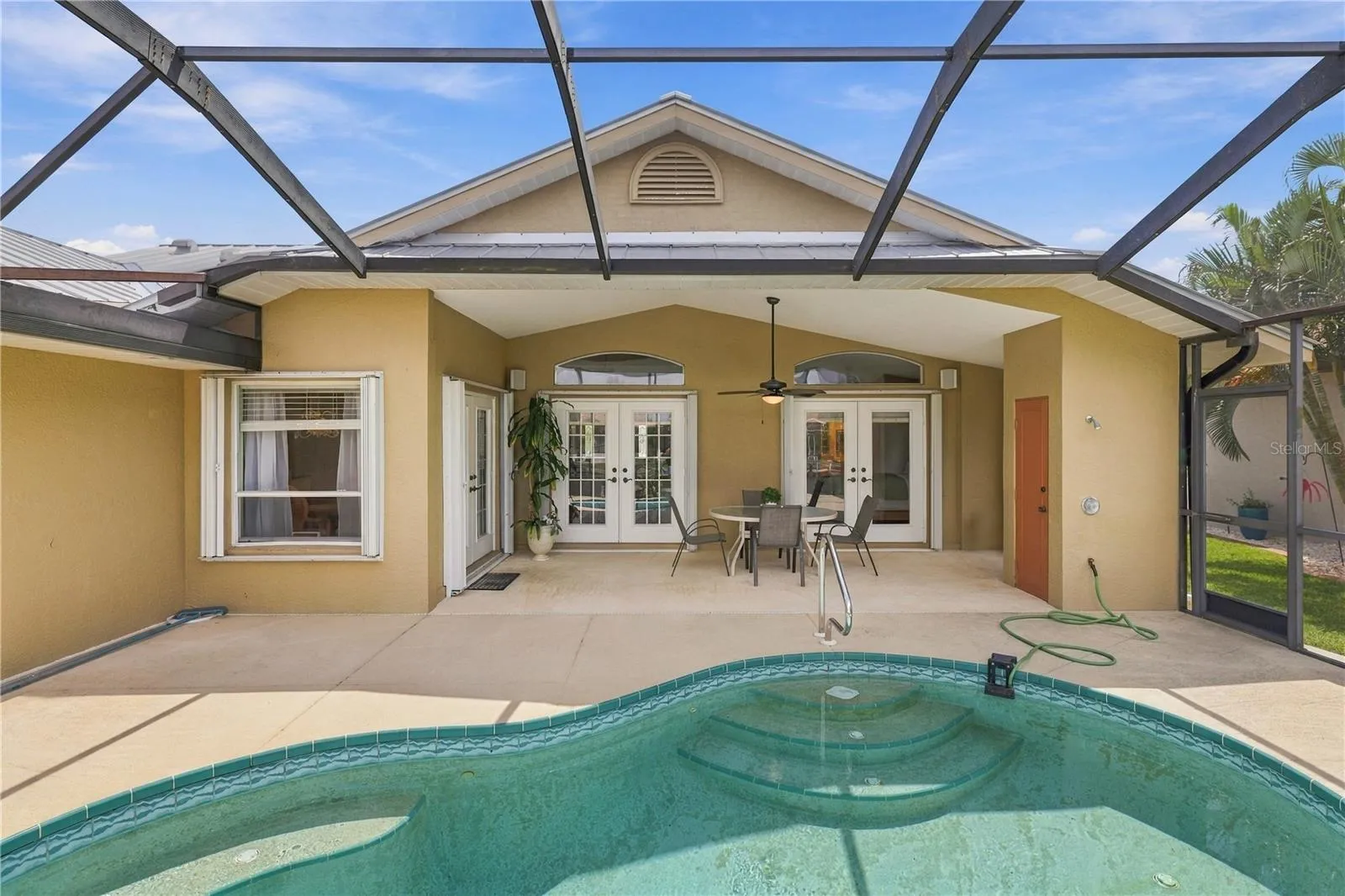 Nautilus built pool