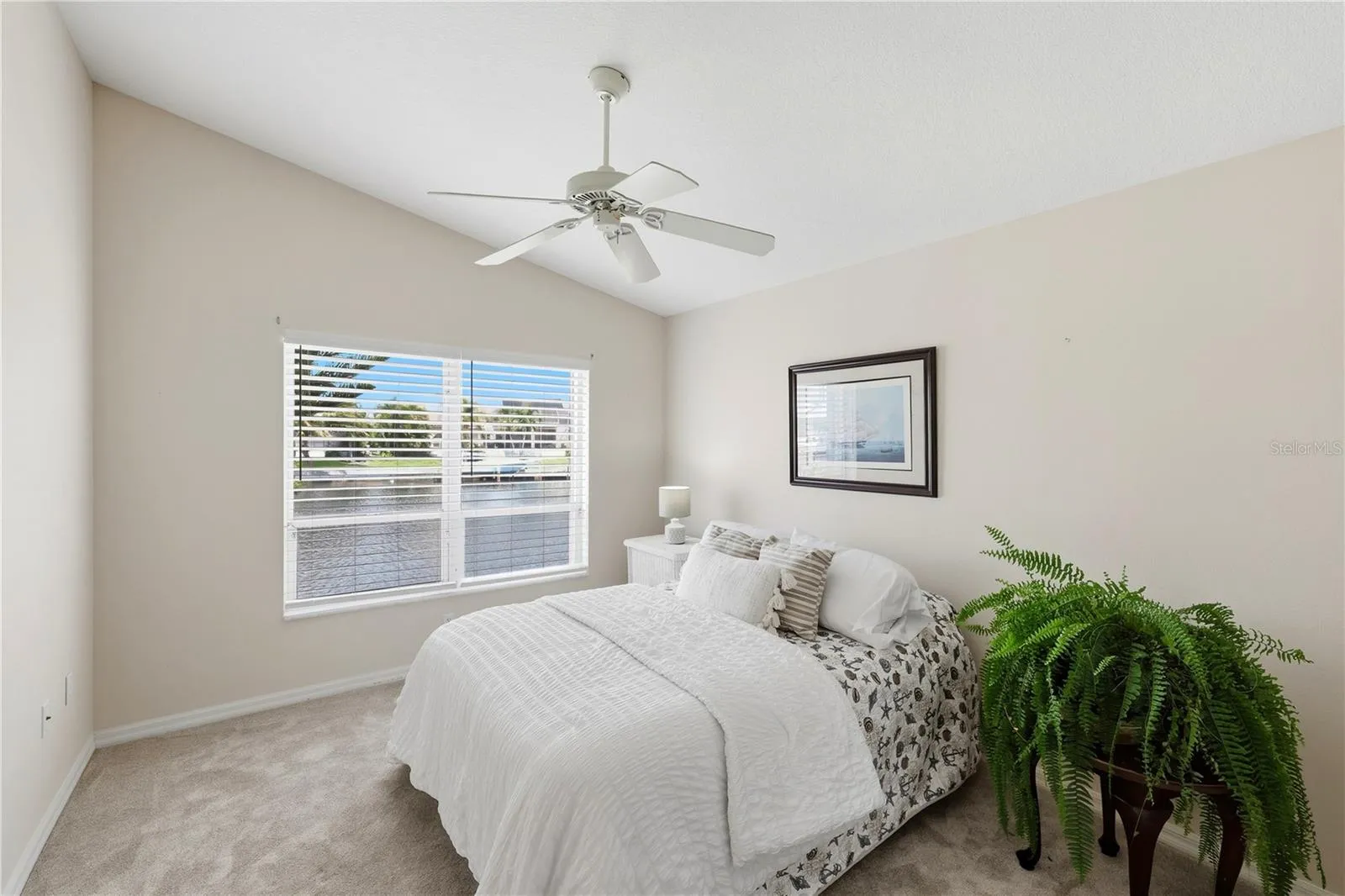 Second bedroom