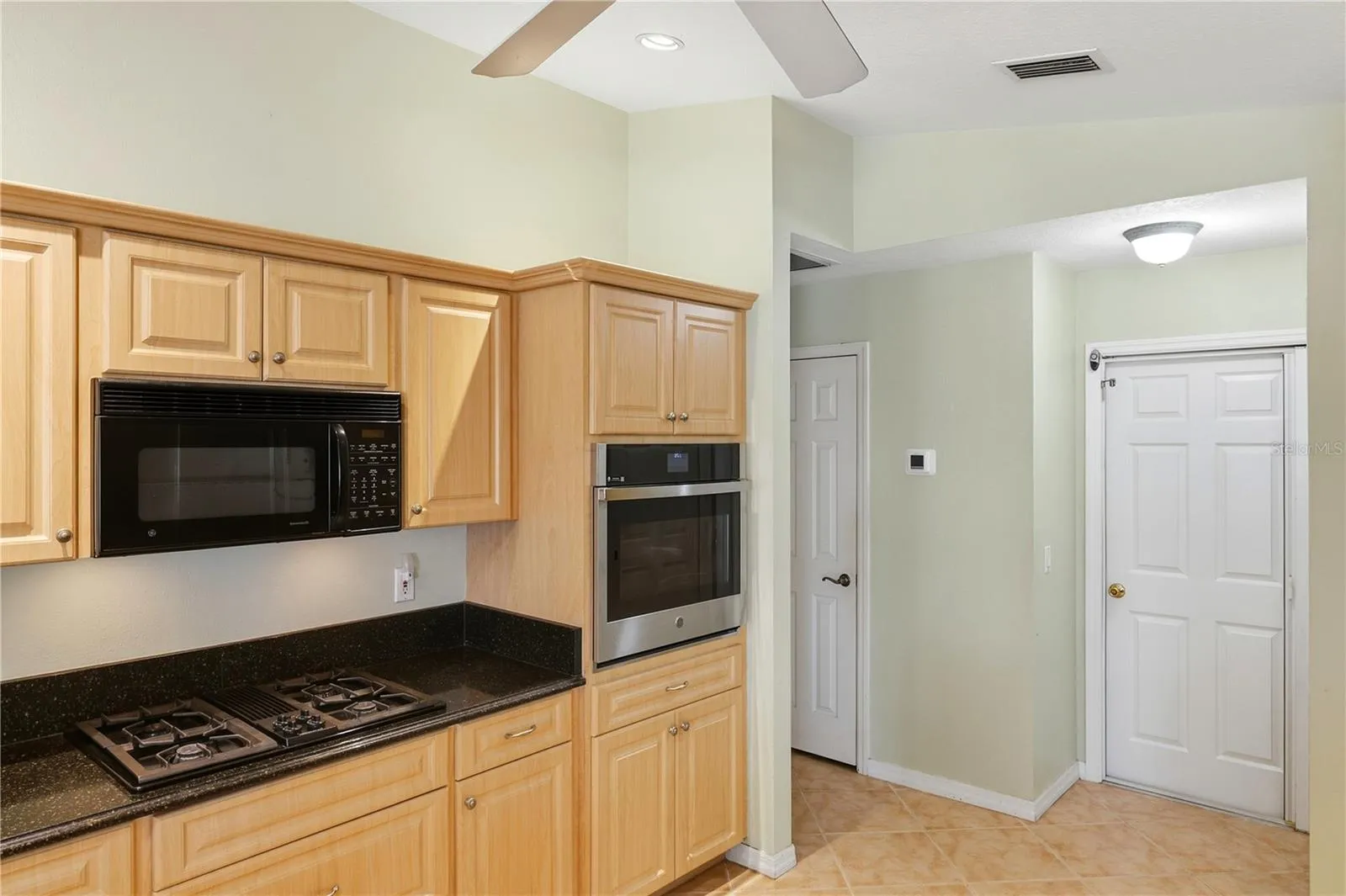 Brand new built in oven