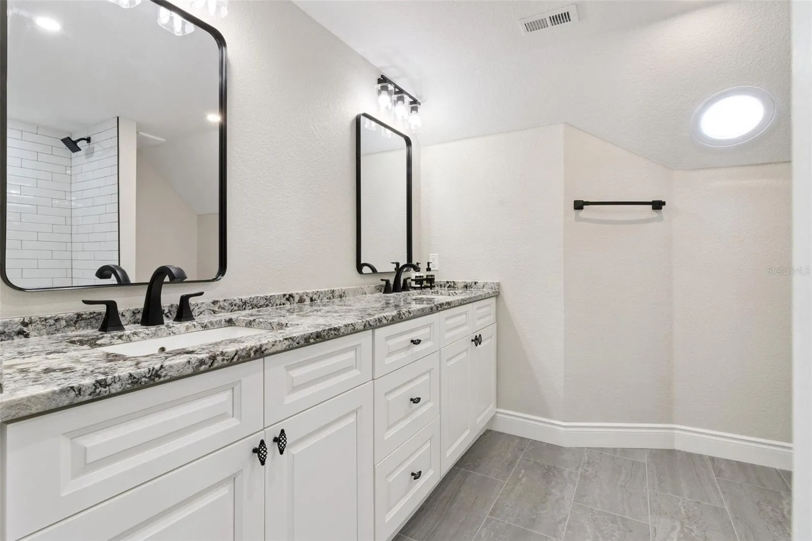 #3 Full Bathroom