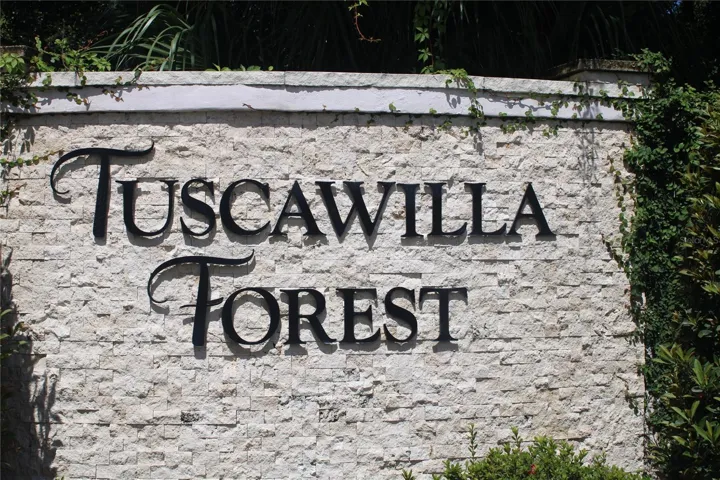 Welcome to the established, tree-lined community of Tuscawilla Forest in beautiful Winter Springs.