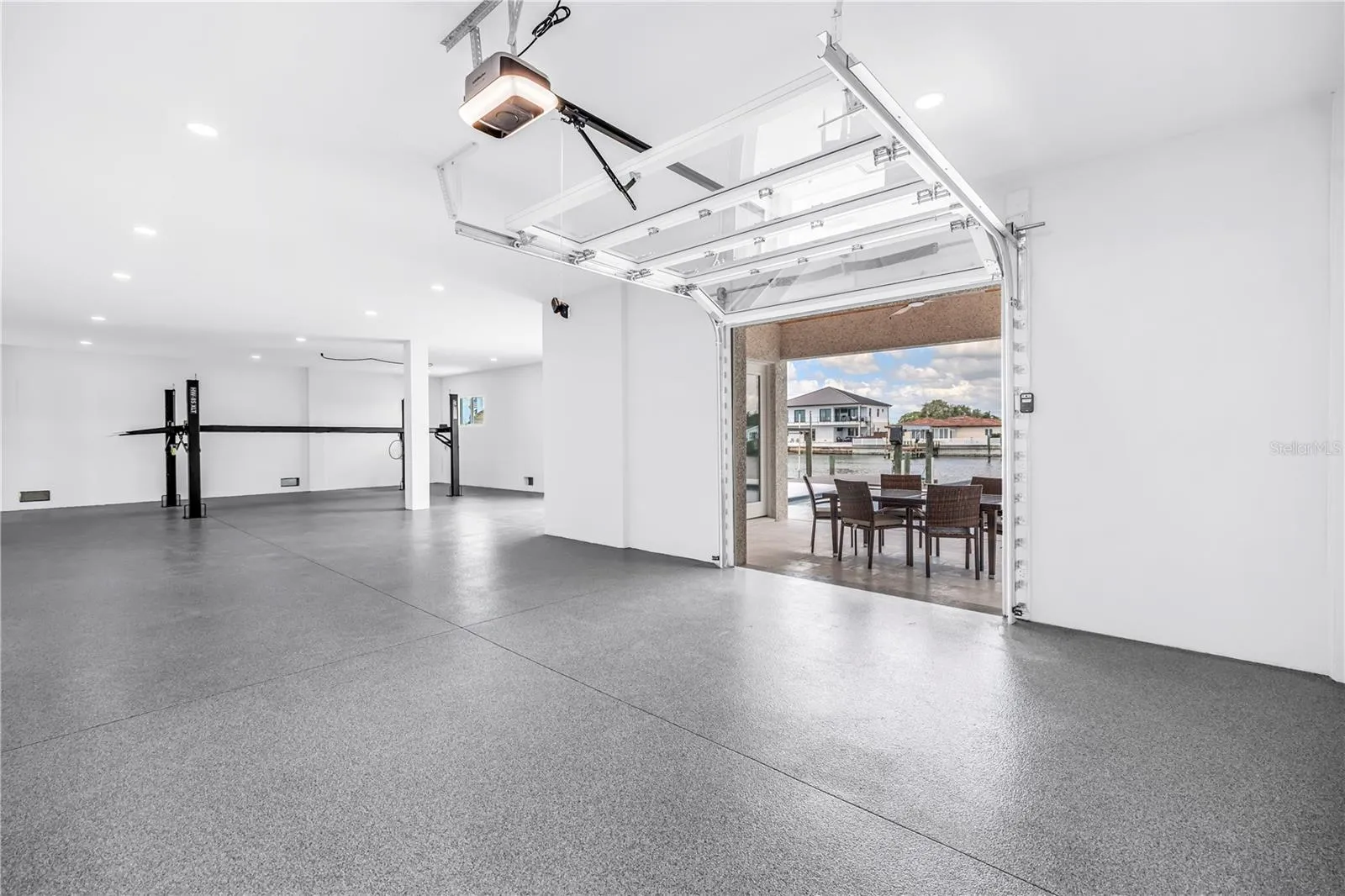 FULL GLASS GARAGE DOOR, EASY ACCESS TO DOCK
