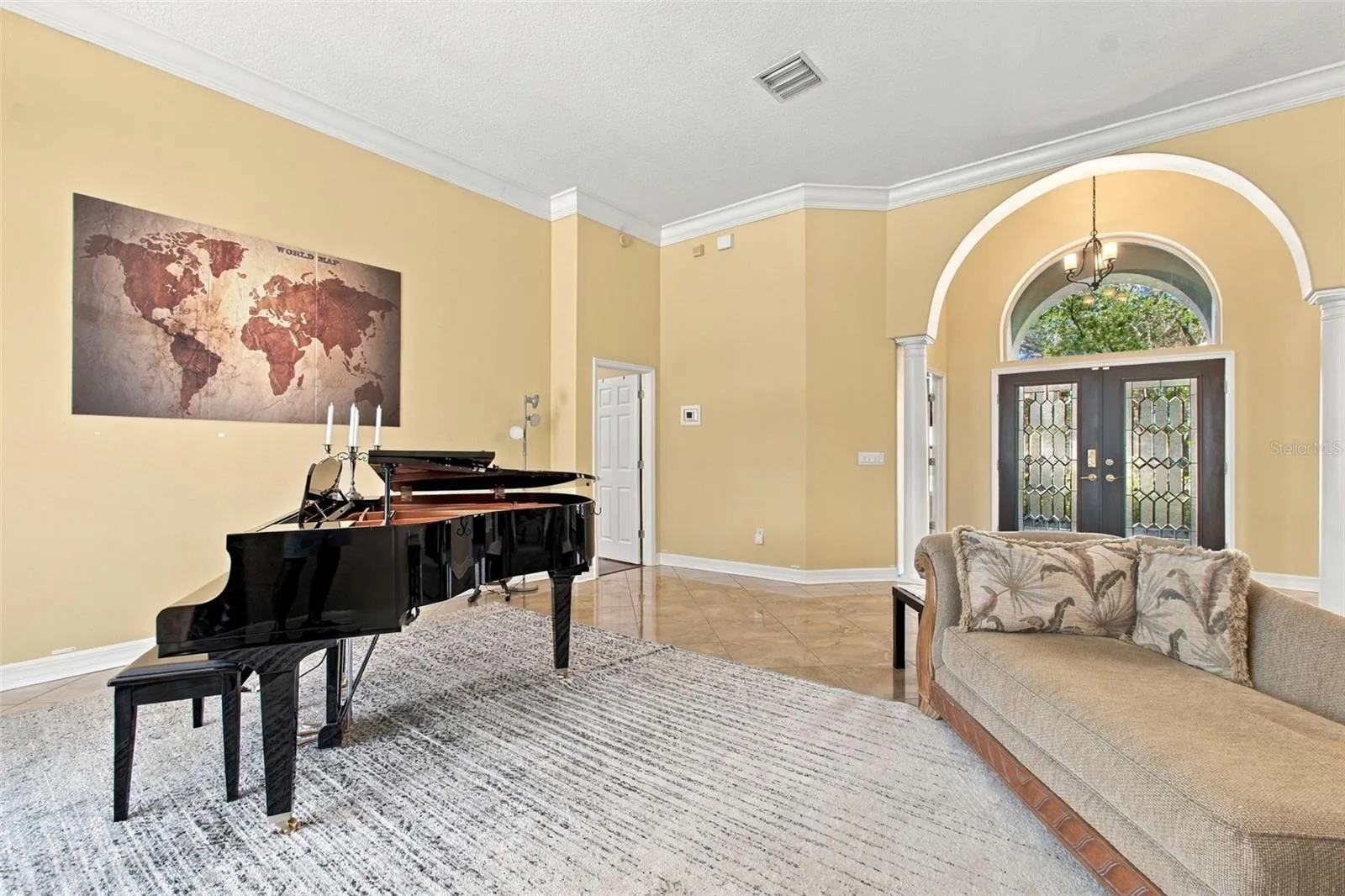 Versatile Formal Living area