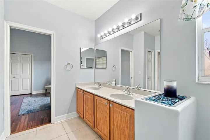 Jack/Jill Bathroom with access to Bedrooms #2 &amp; #3 &amp; hall/living area