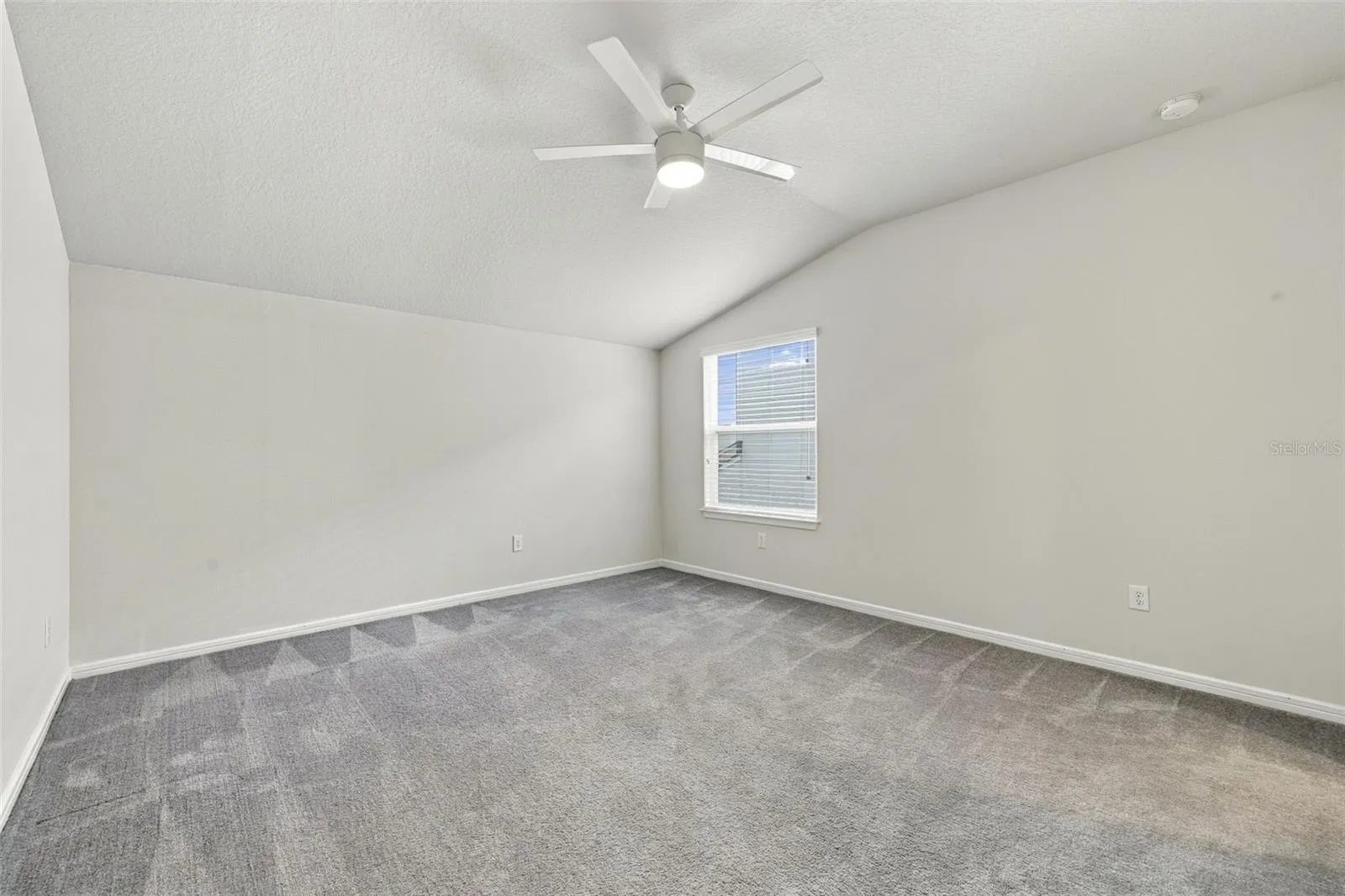 Upstairs Bedroom #6