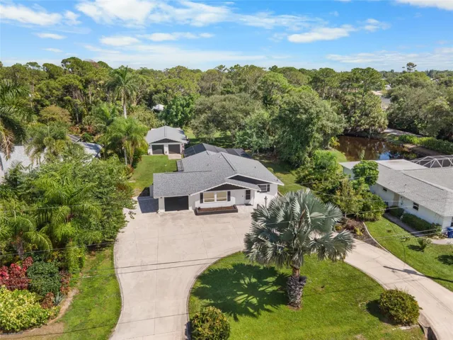 Both home and garage have a new roof (12/2025)